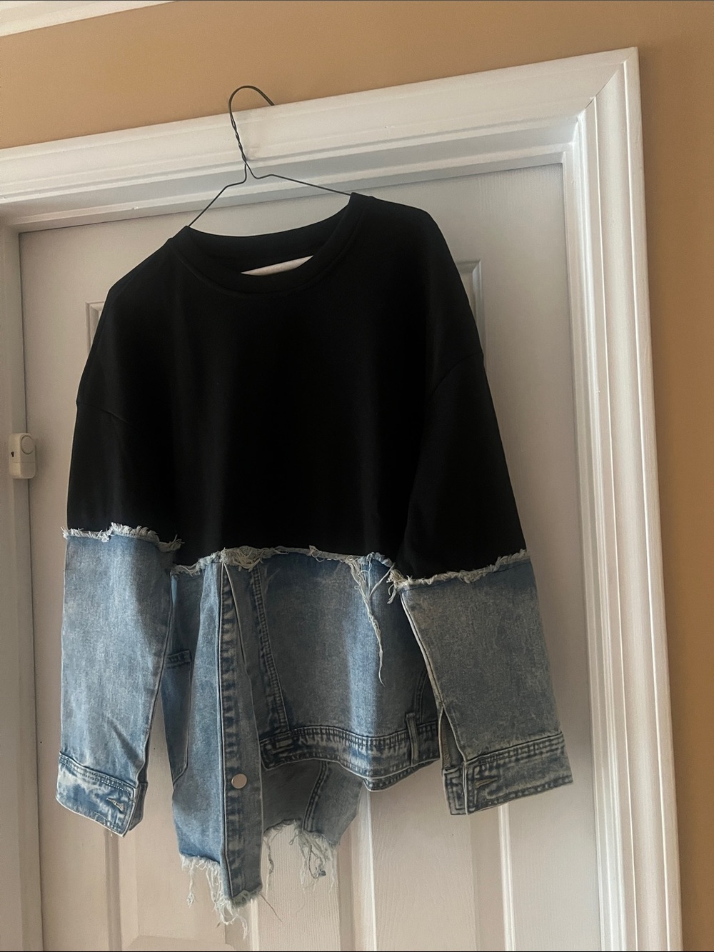 Black & Light Blue Denim Two-Tone Pullover Jacket
